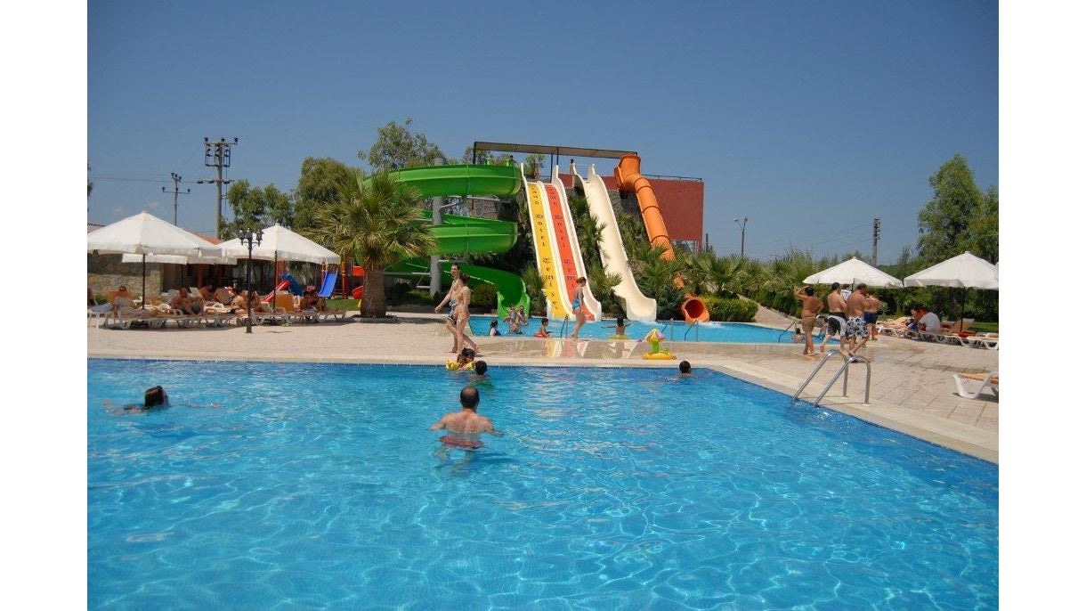 water-park-water-park