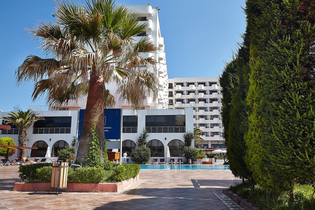 general-main-building