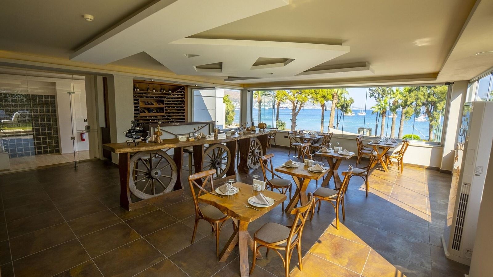 restaurants-restaurants