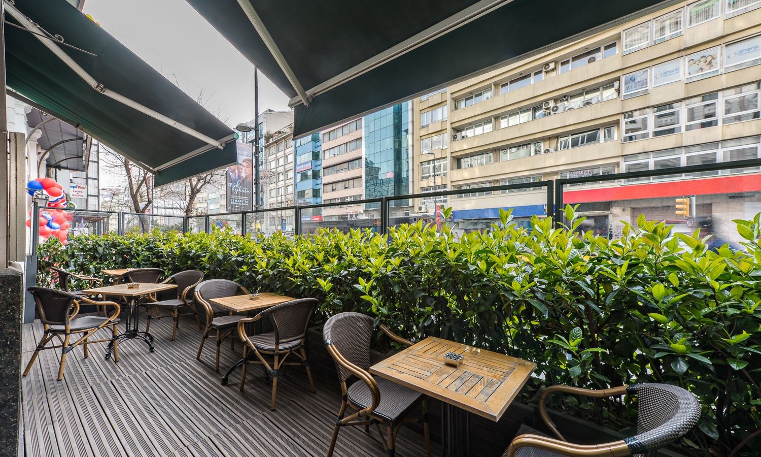 restaurants-206-cafe