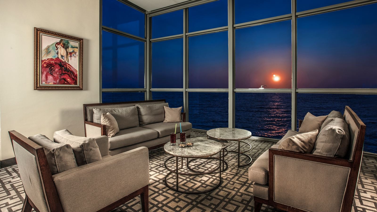 bars-blue-note-lobby-bar