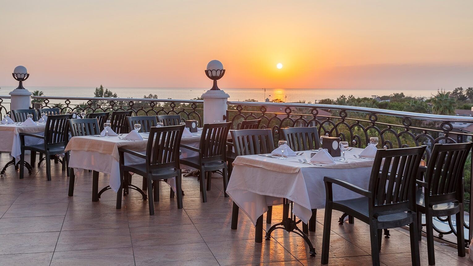 restaurants-main-restaurant