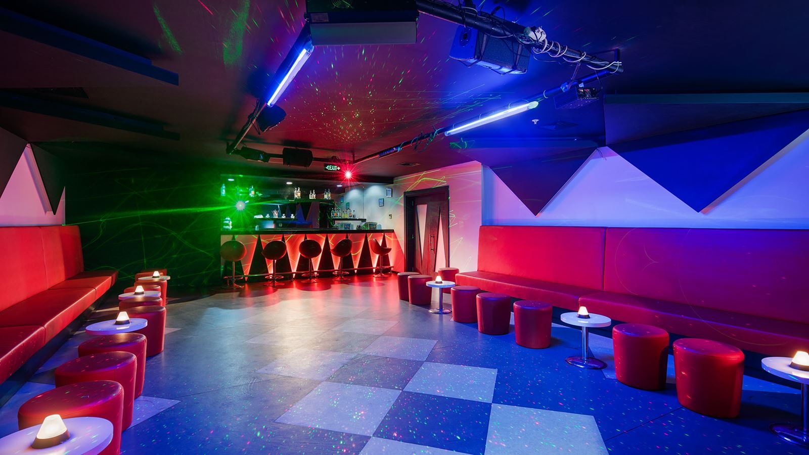 bars-triangle-disco-bar