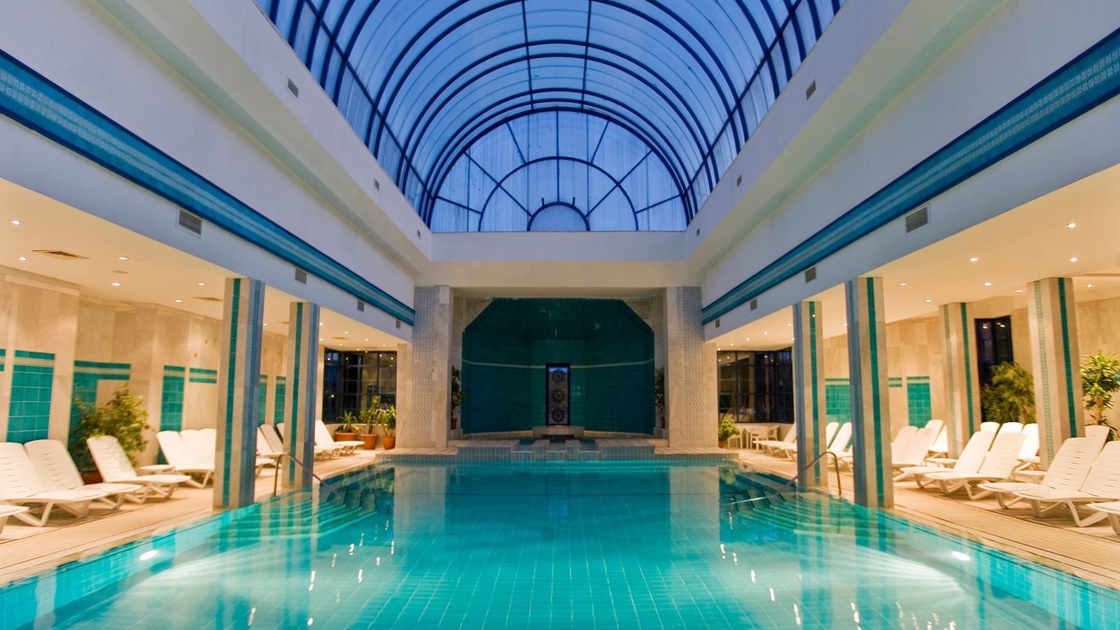 pools-indoor-pool