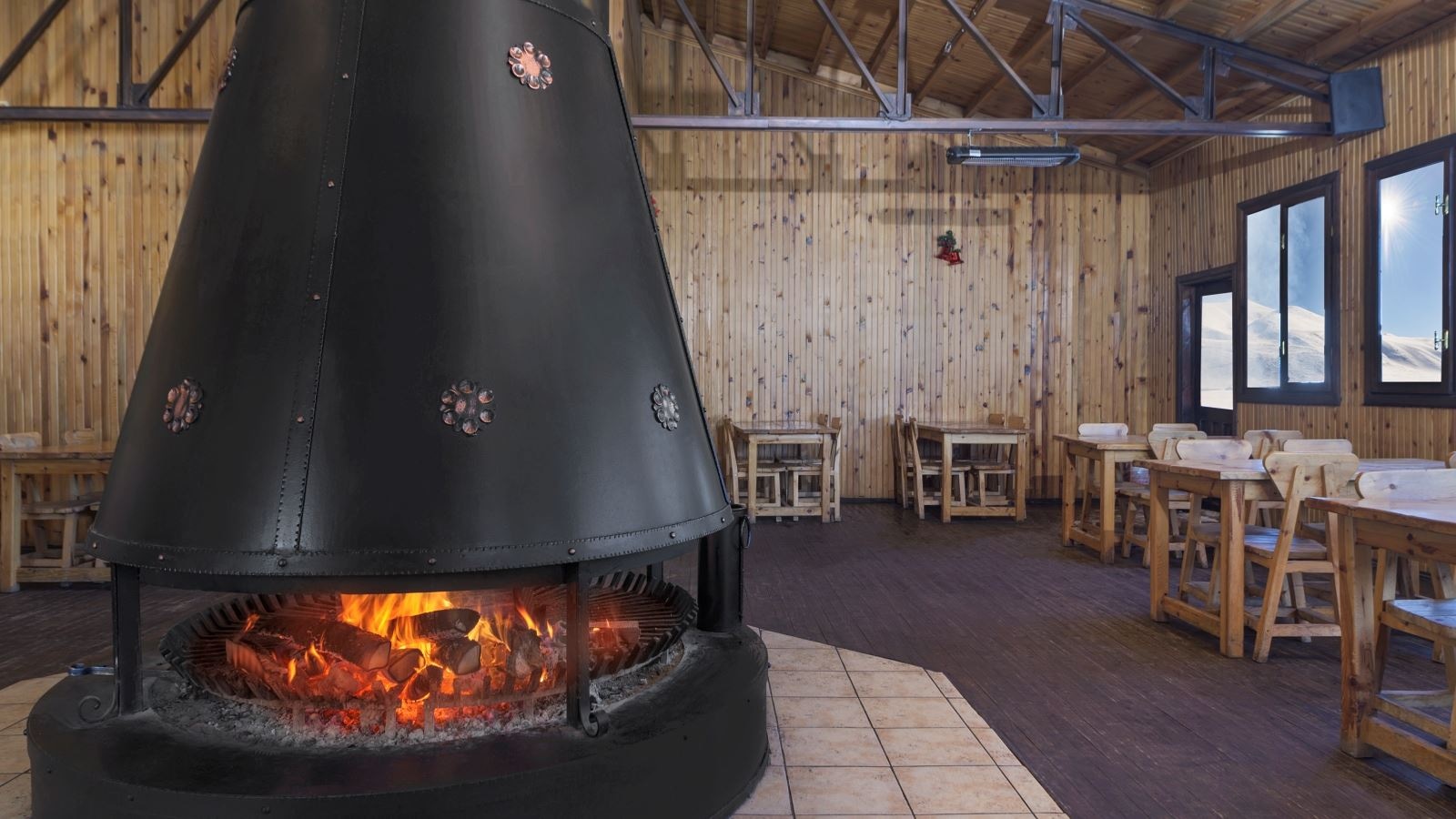 restaurants-restaurant