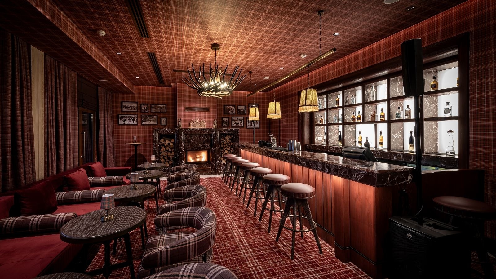 restaurants-restaurant