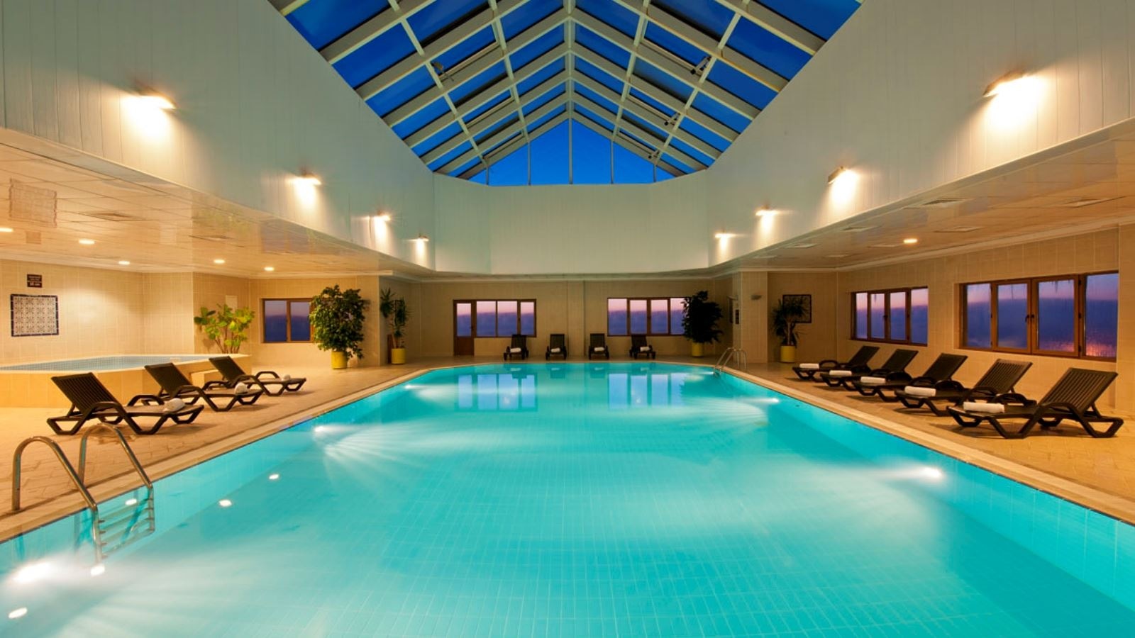 pools-indoor-pool