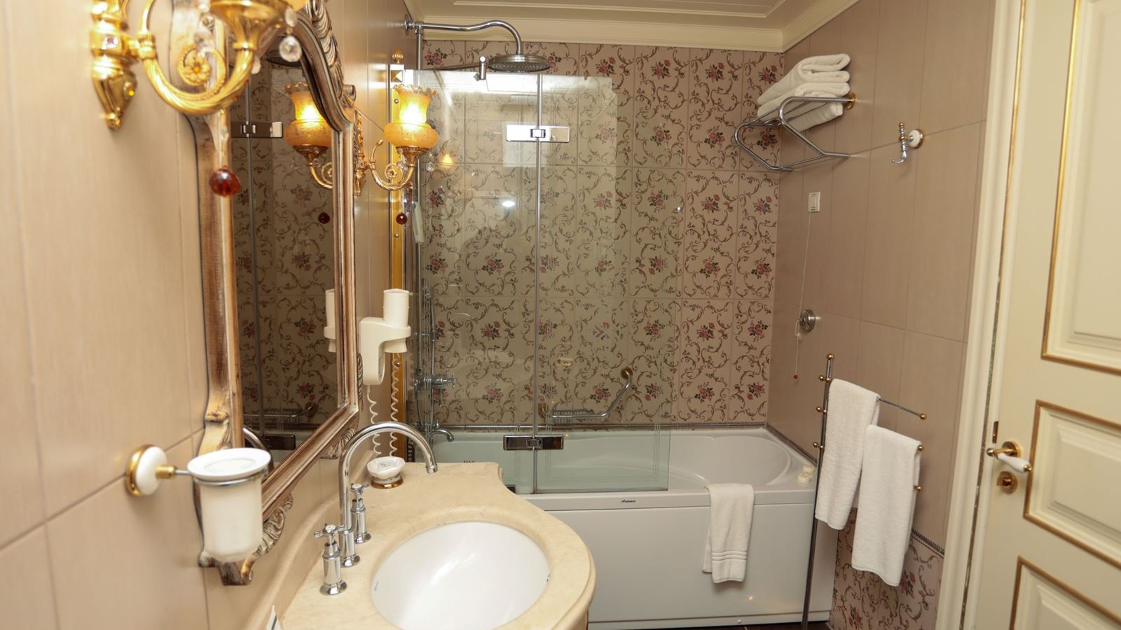 rooms-kucuk-standart-oda