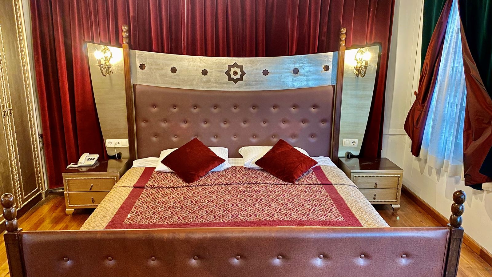 rooms-single-standard-room