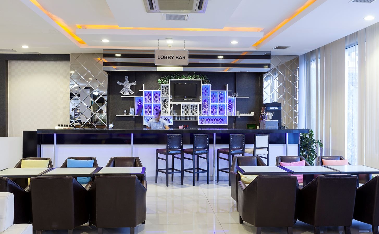 bars-lobby-bar