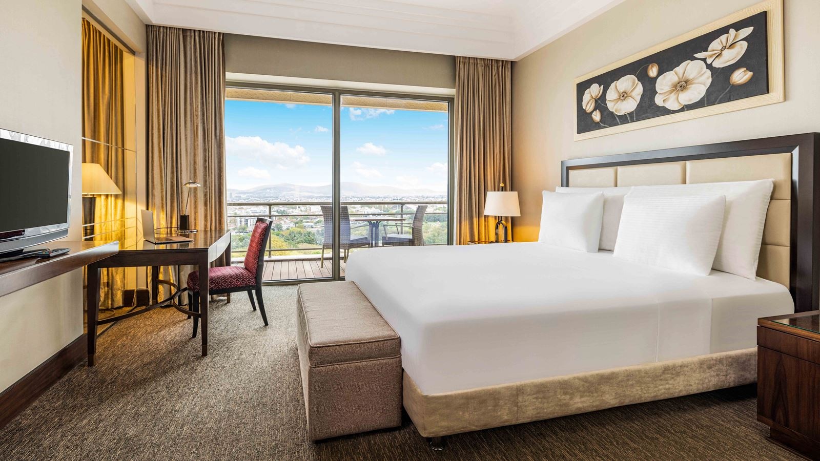 rooms-executive-suit