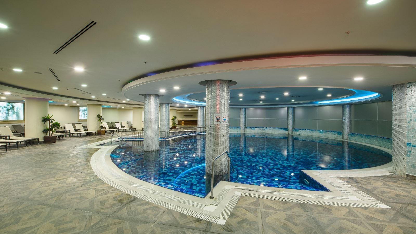 pools-indoor-pool