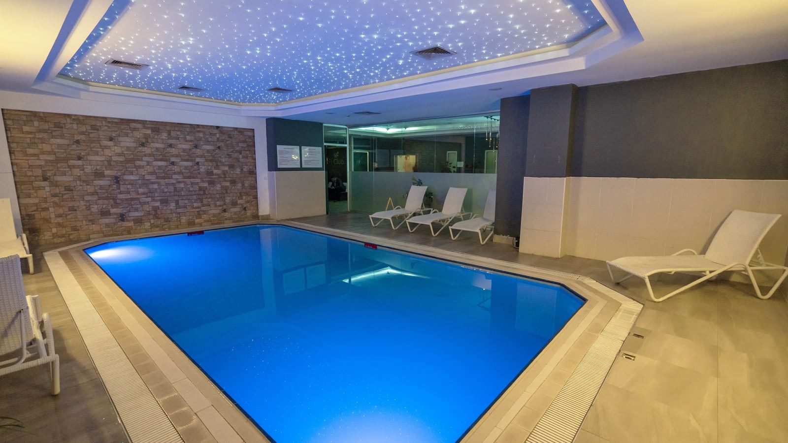 pools-indoor-pool