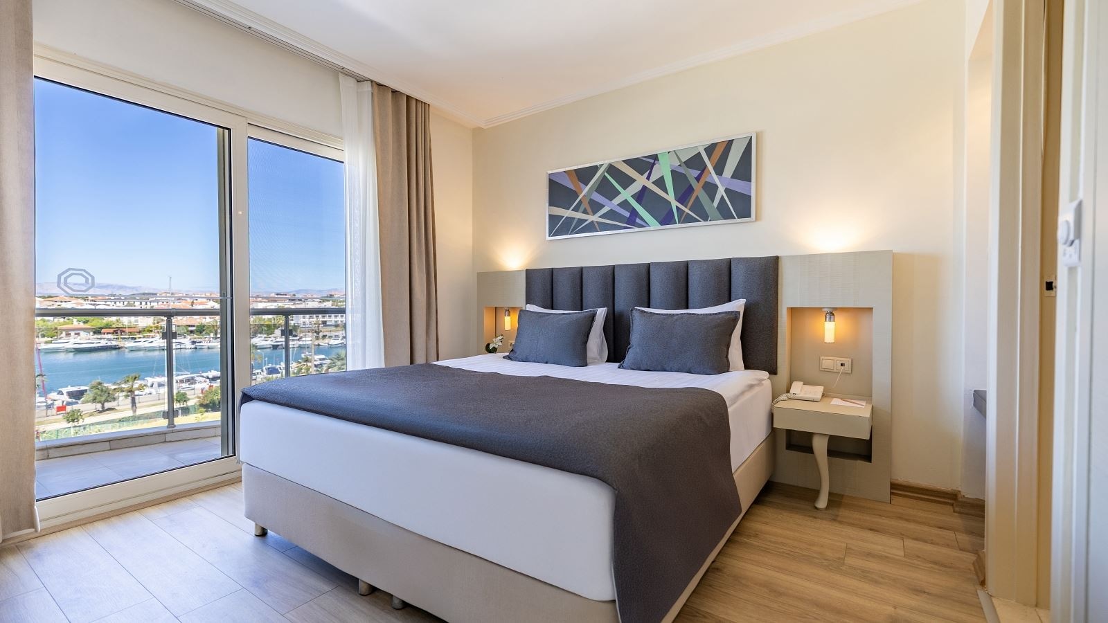 rooms-superior-marina-room