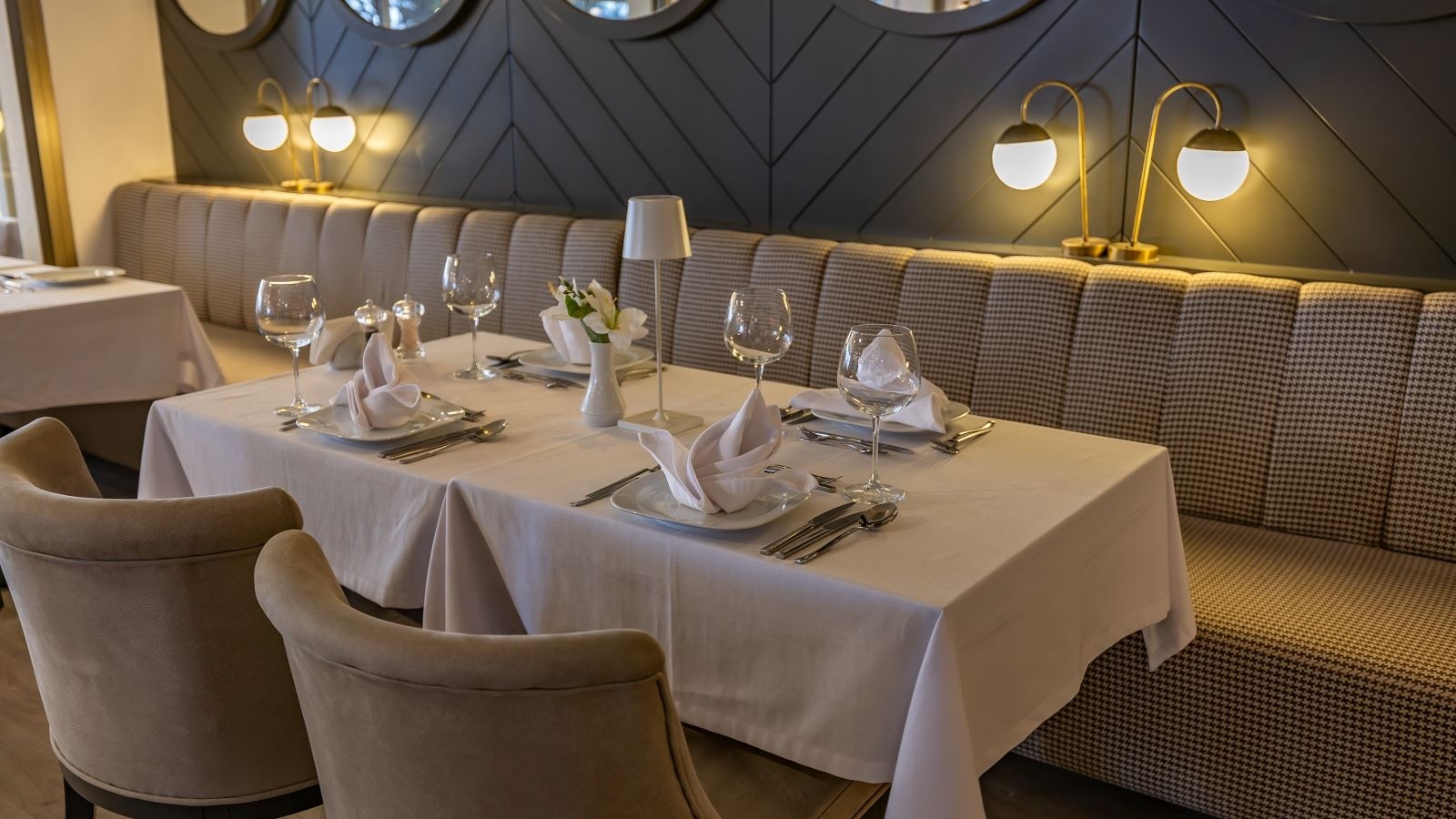 restaurants-main-restaurant