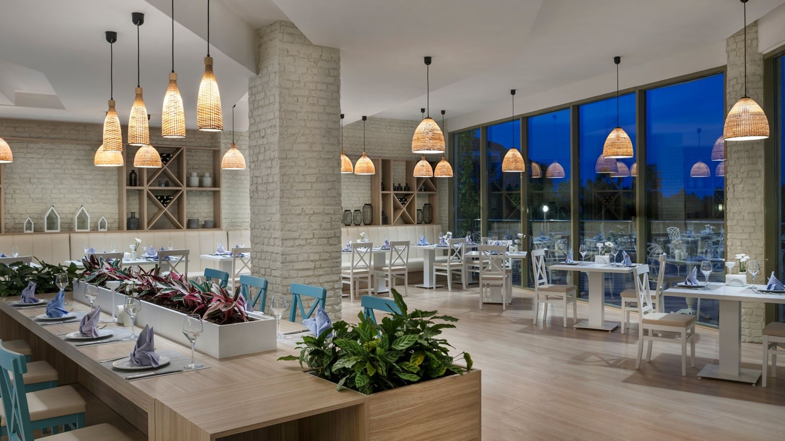 restaurants-taverna-restaurant