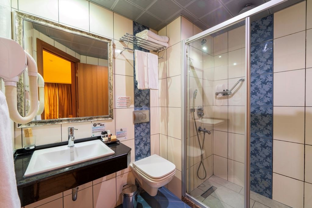 rooms-standard-room-with-balcony