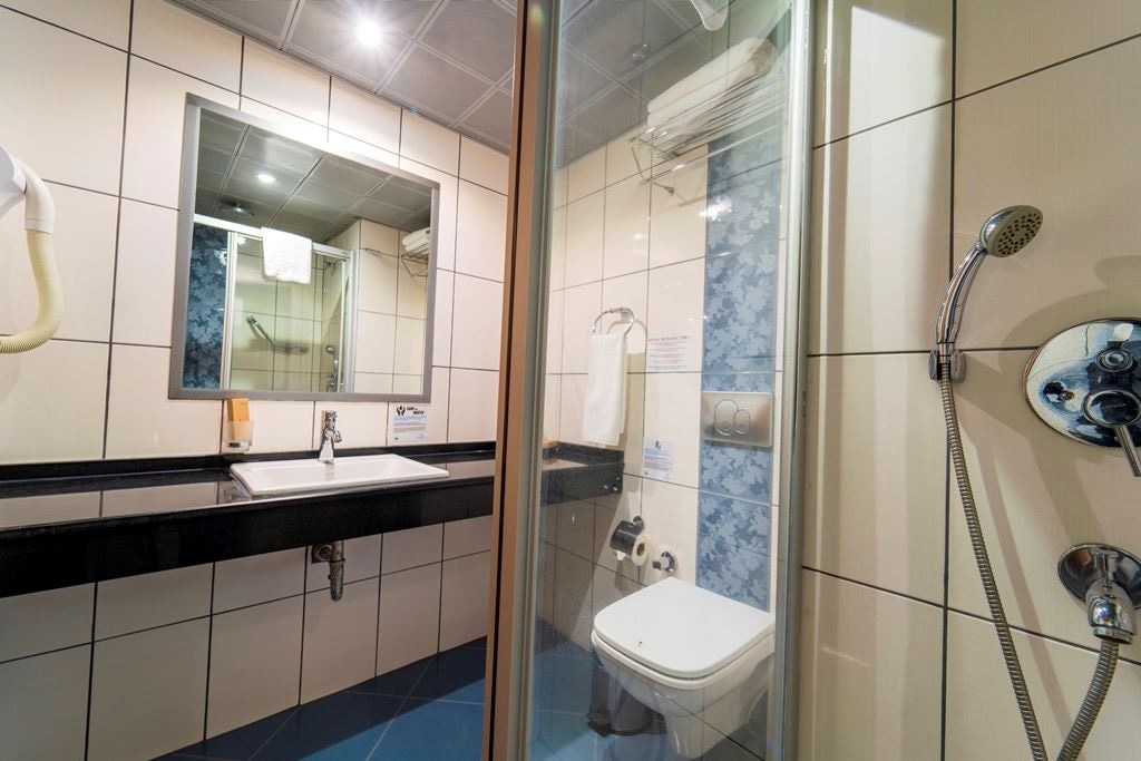 rooms-standard-room-with-balcony