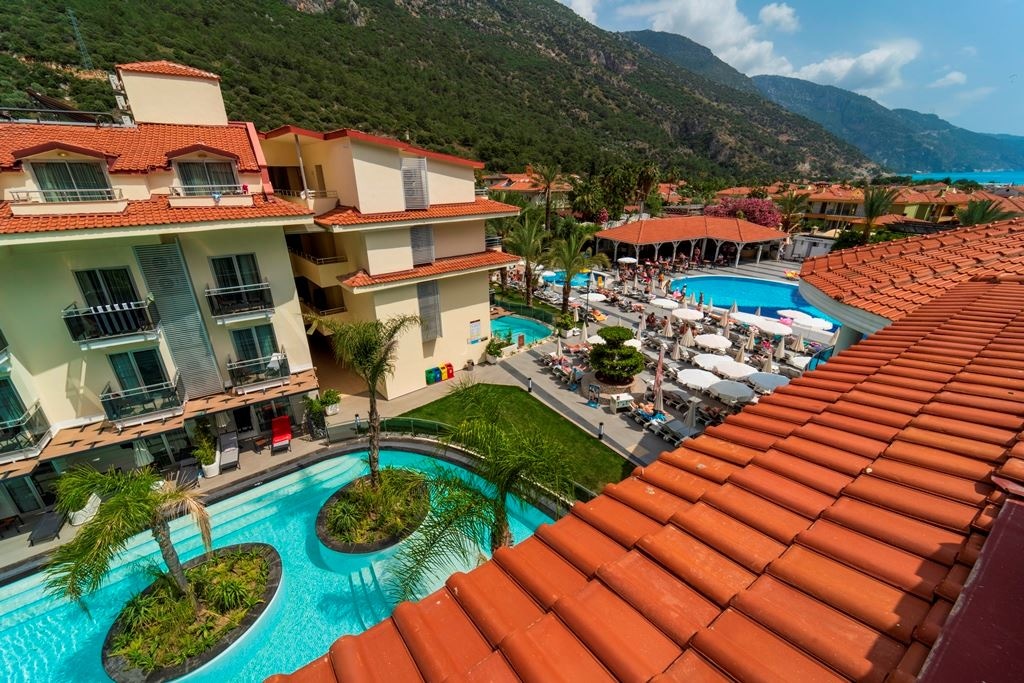 rooms-standard-room-with-balcony