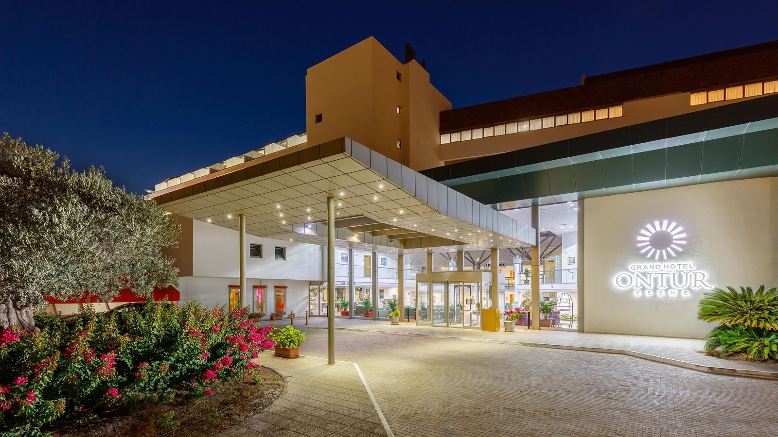 general-main-building