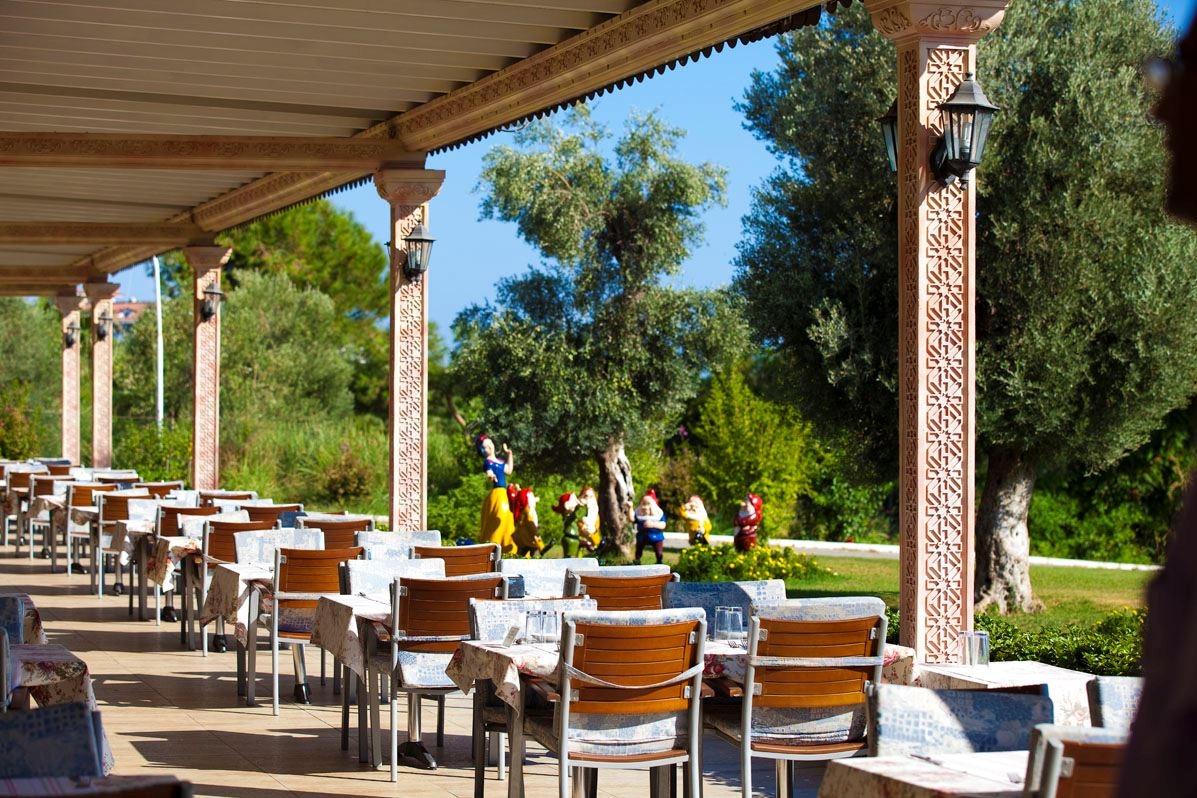 restaurants-main-restaurant