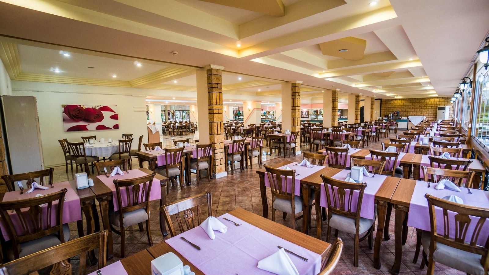 restaurants-main-restaurant