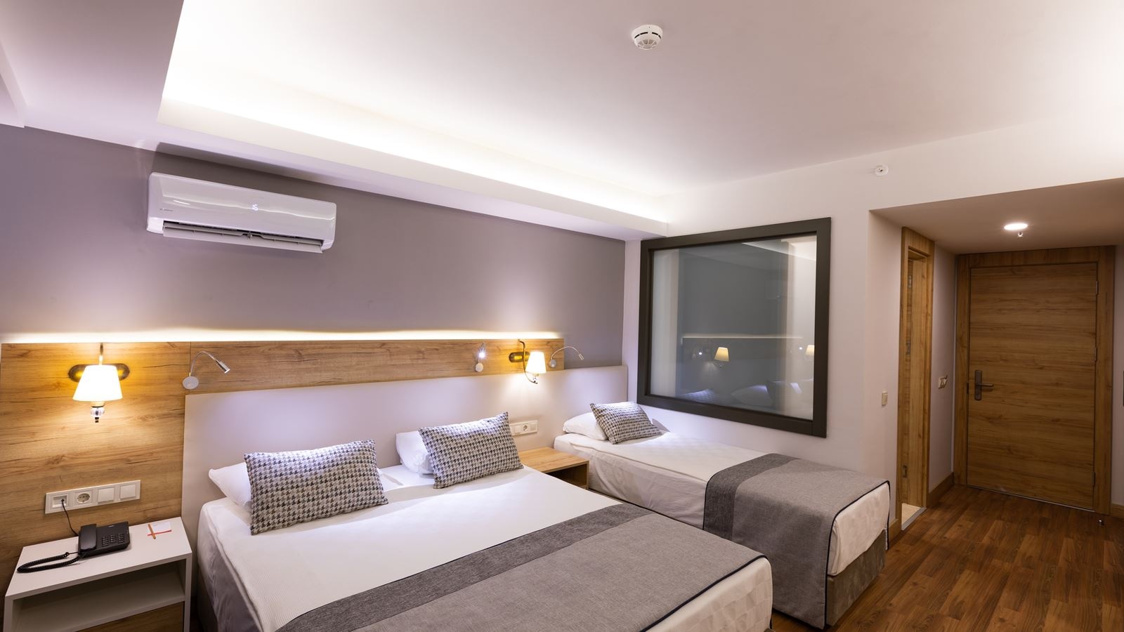 rooms-club-building-standart-room