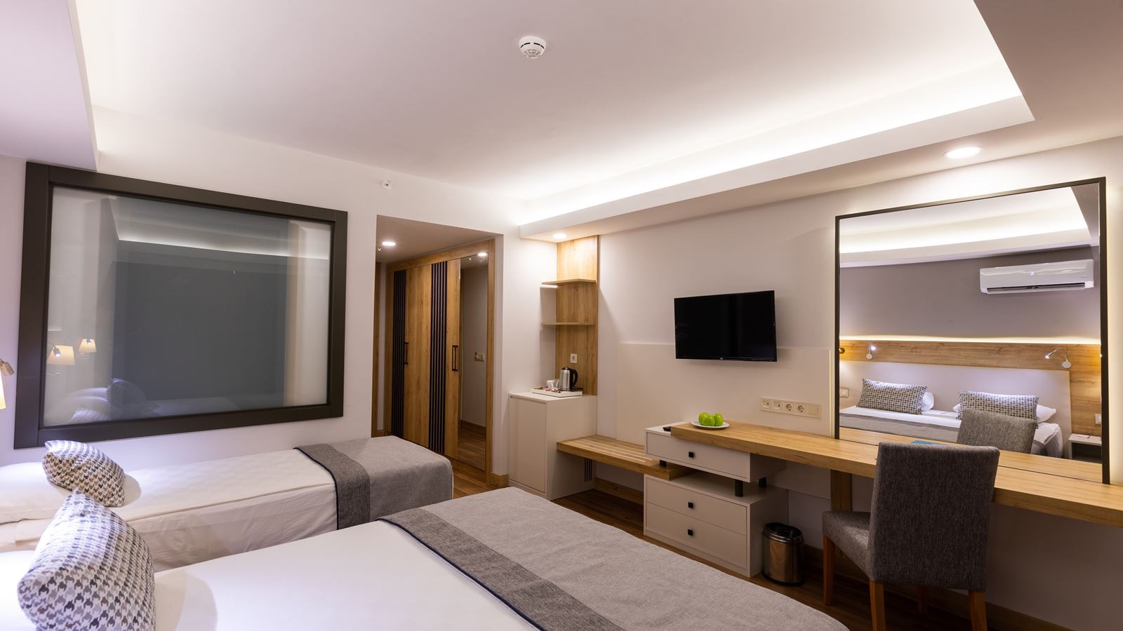 rooms-club-building-standart-room