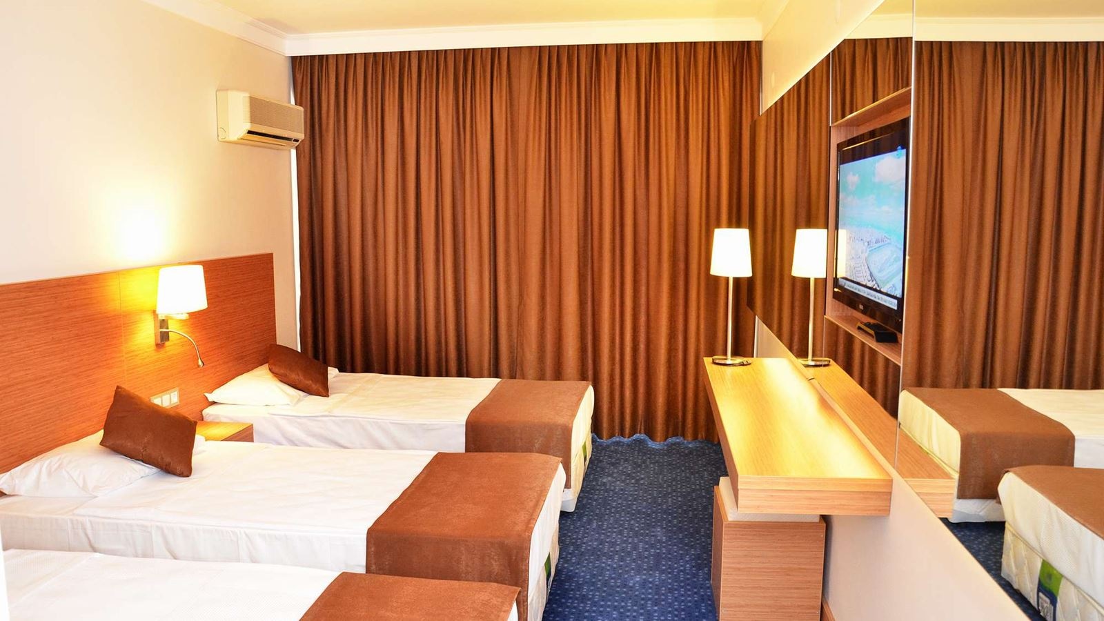 rooms-standart-room-land-view