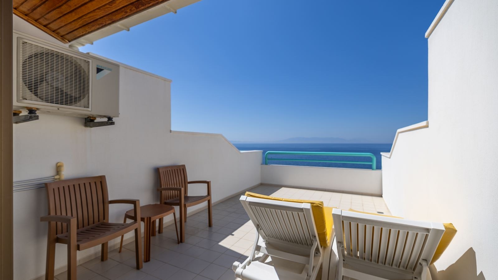 rooms-standart-room-sea-view