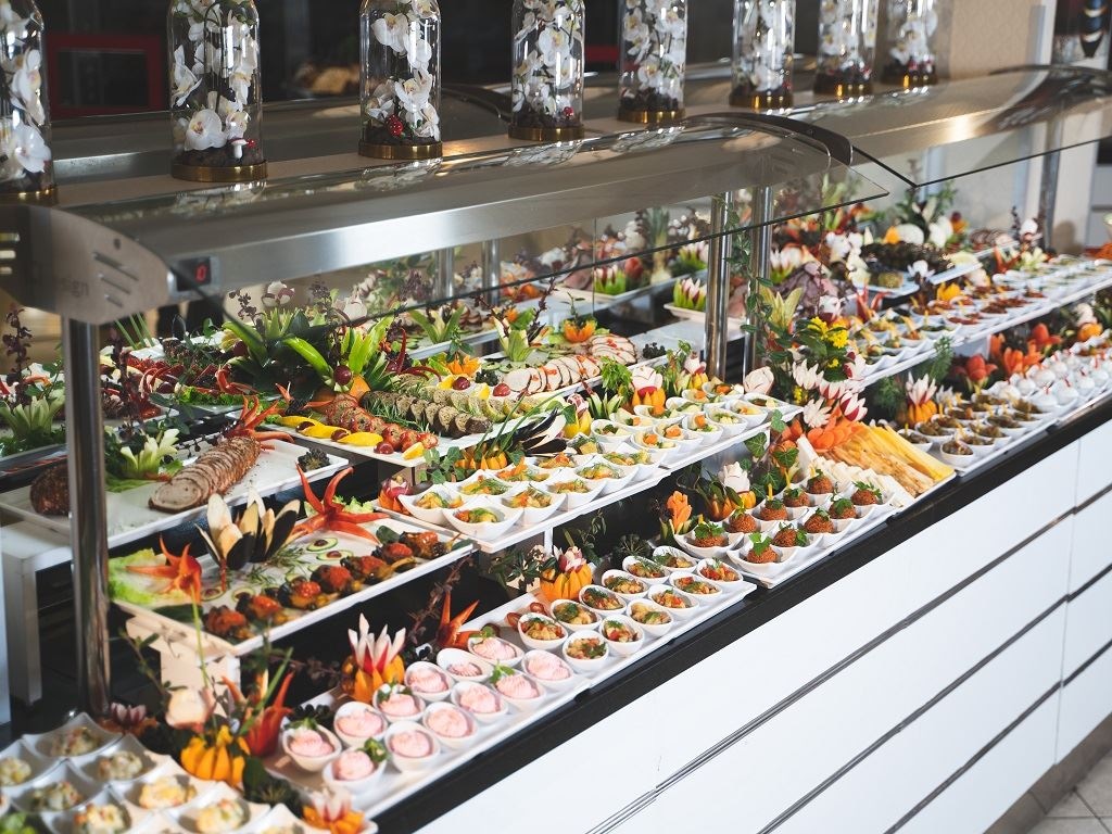 restaurants-restaurant