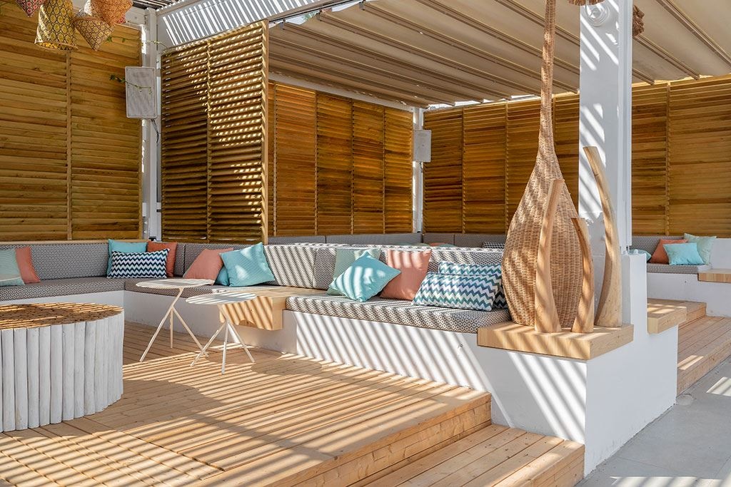 bars-chimaira-beach-club