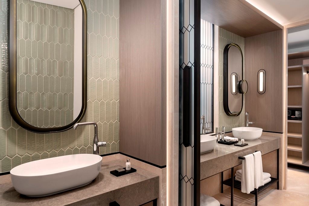 rooms-suite-with-sea-view