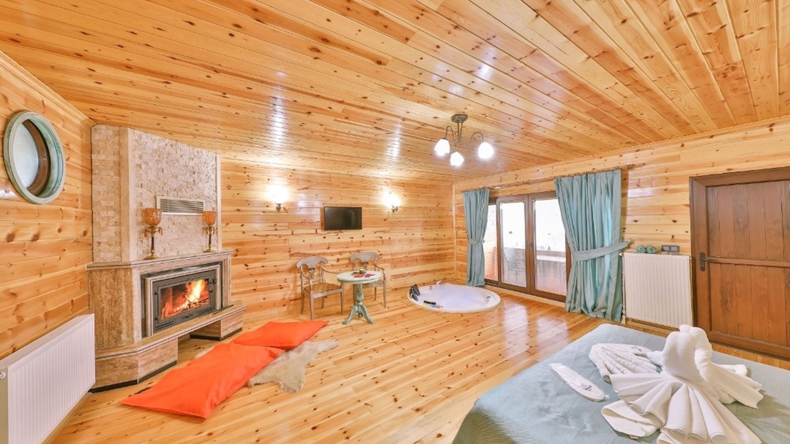 rooms-somineli-jakuzili-bungalow-oda