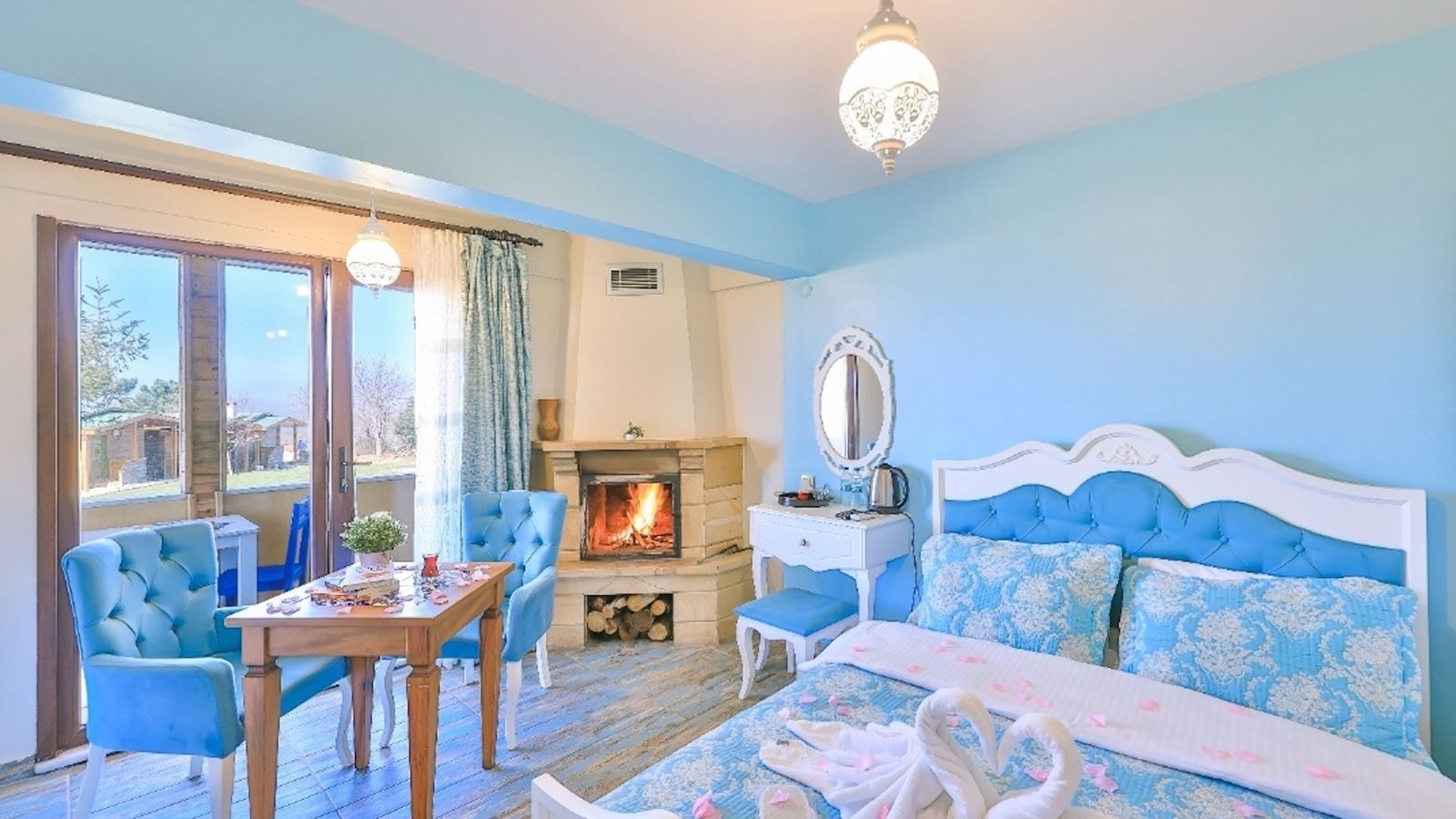 rooms-somineli-jakuzili-oda