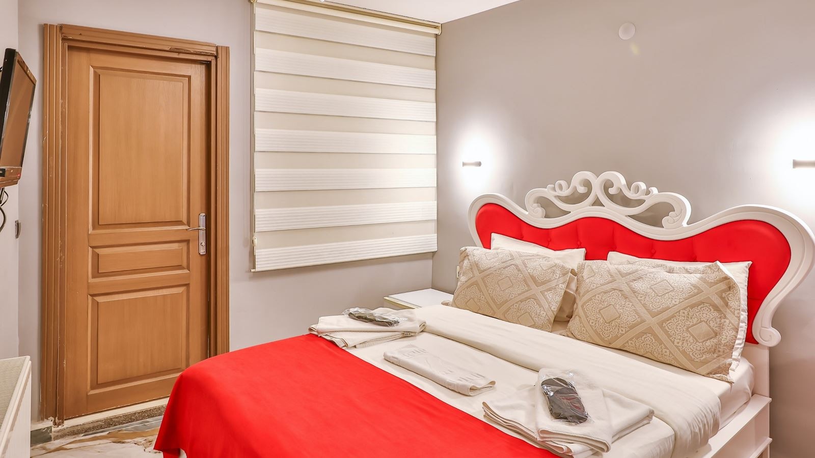 rooms-somineli-jakuzili-kirmizi-oda