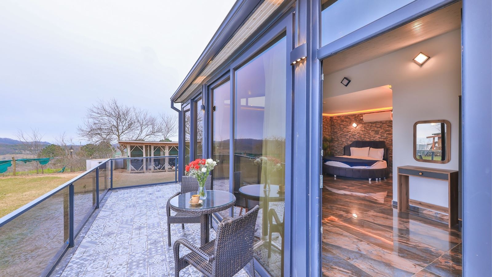 rooms-deluxe-room-with-hammam-pool-and-garden-view-fireplace-and-jacuzzi