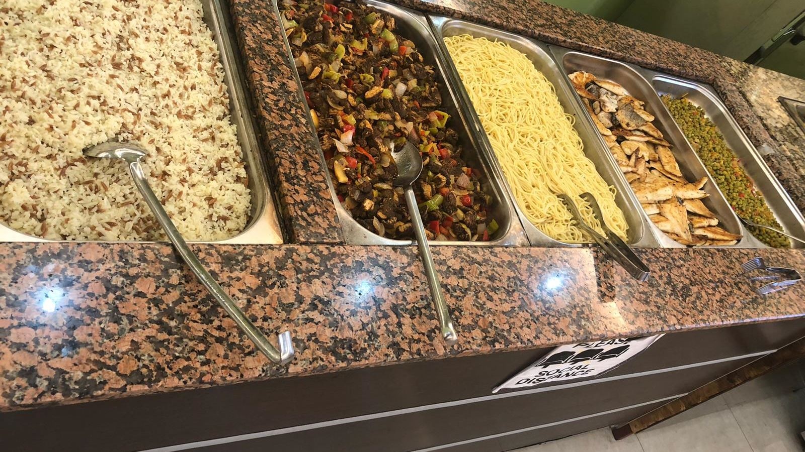 restaurants-restaurant