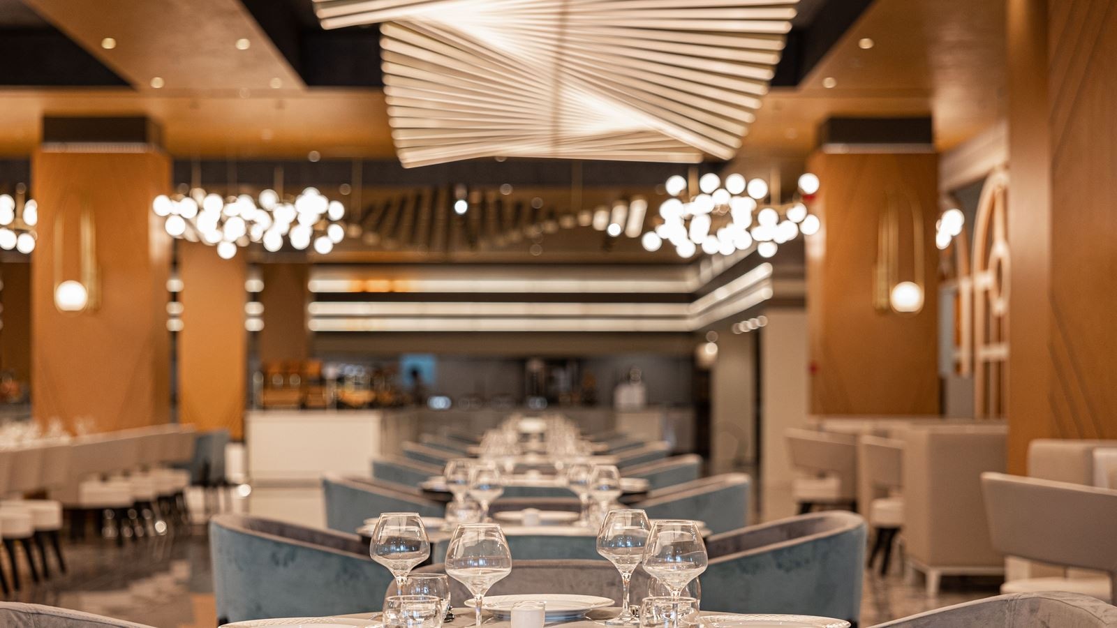 restaurants-majesty-main-restaurant