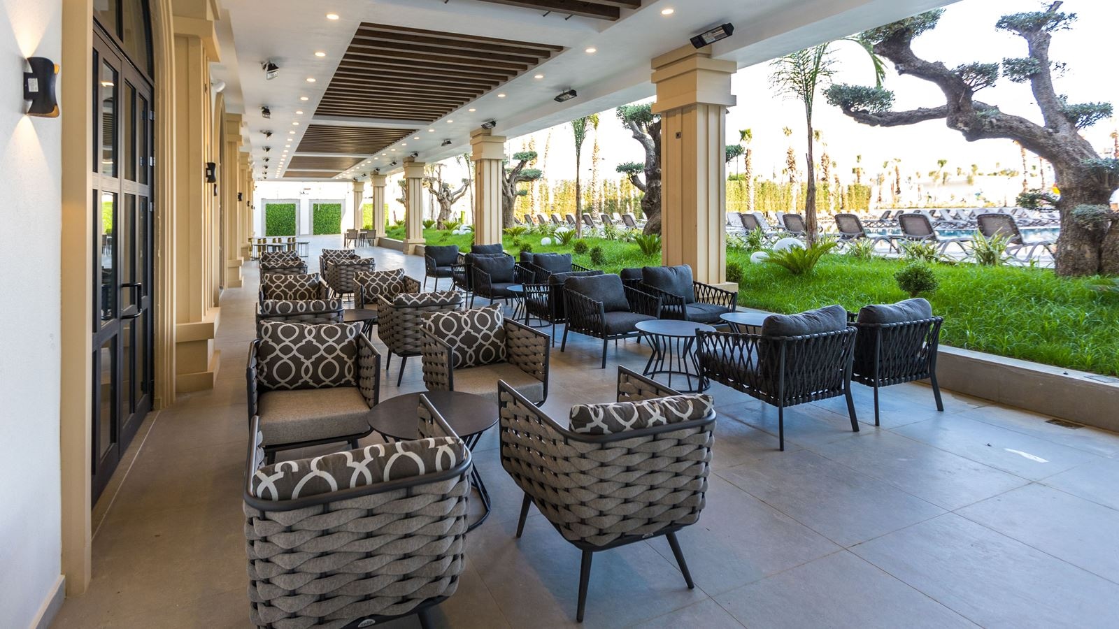 restaurants-majesty-main-restaurant