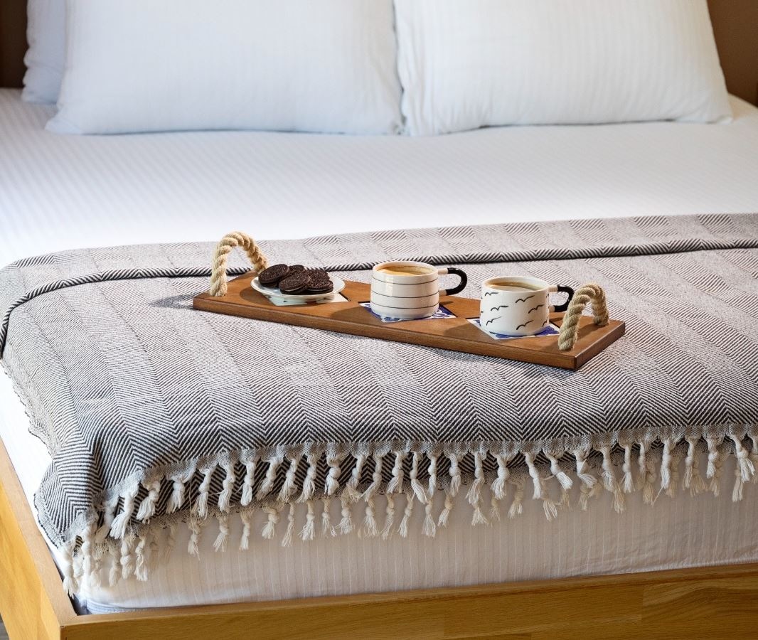 rooms-tiny-with-jacuzzi