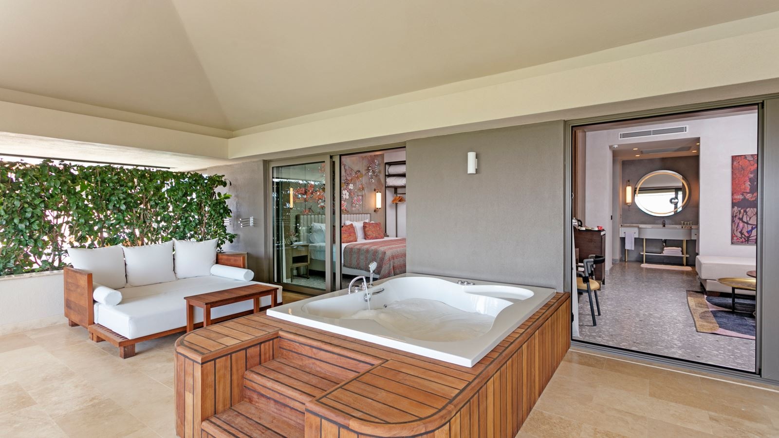 rooms-family-roof-suite-with-jacuzzi