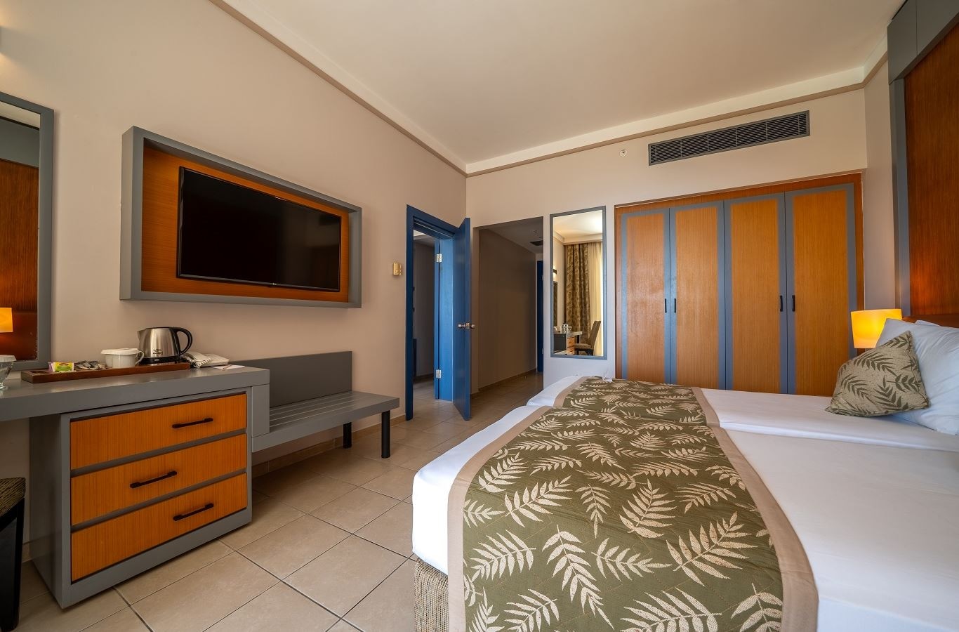 rooms-family-connection-room