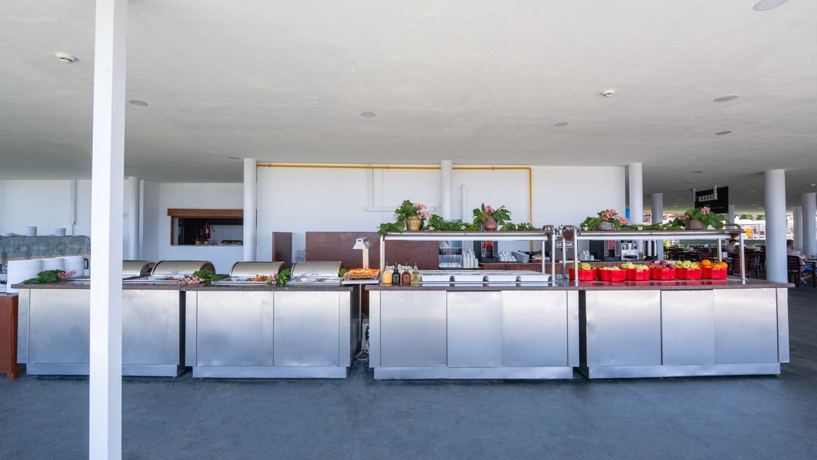 restaurants-poseidon-beach-bar