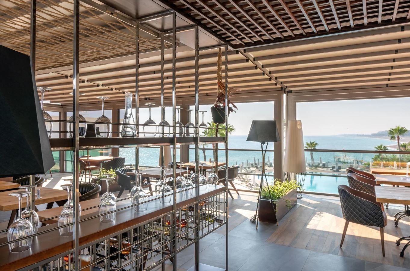 restaurants-steakhouse-ala-carte-restaurant