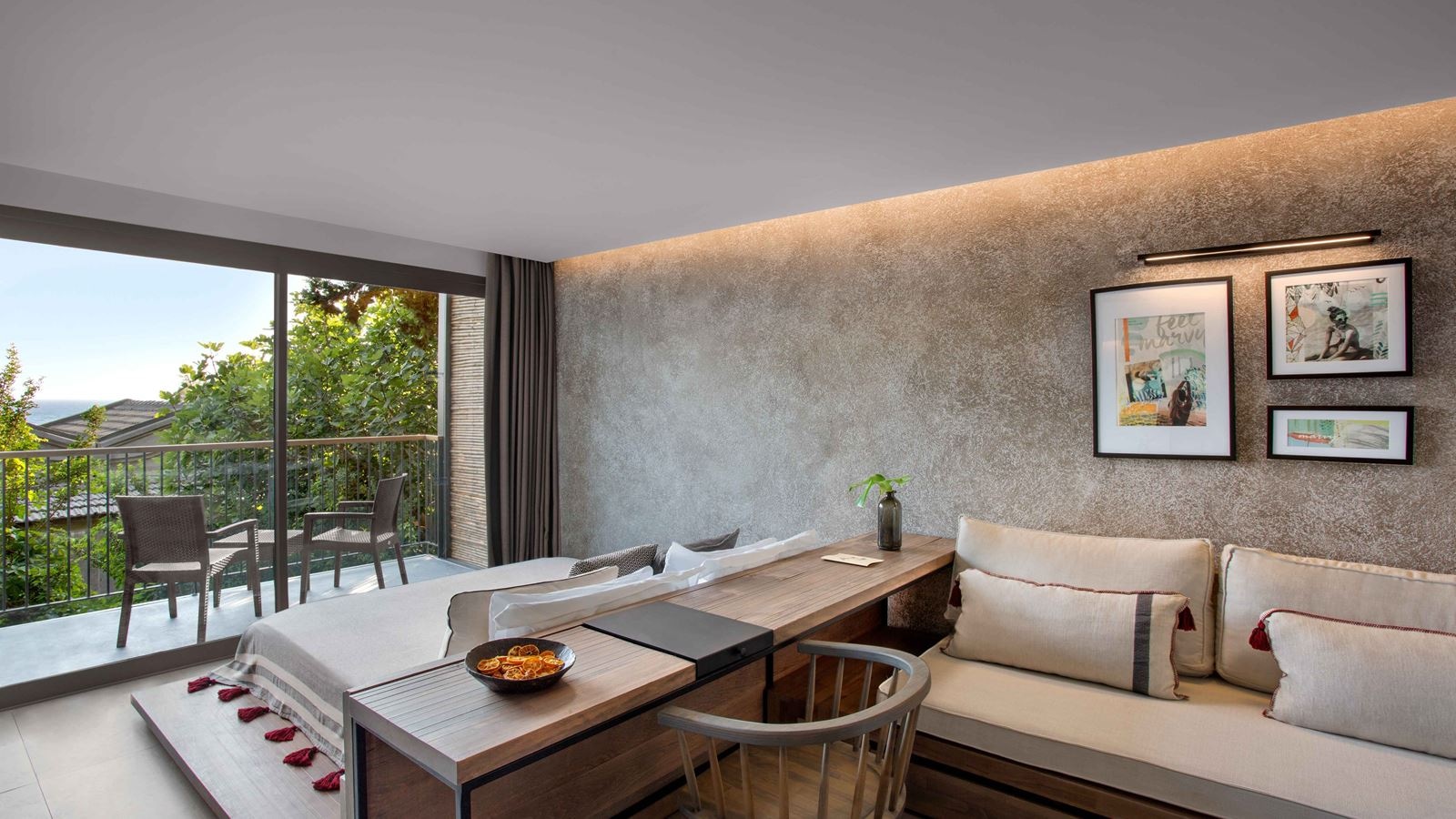 rooms-comfort-bungalow-garden-view