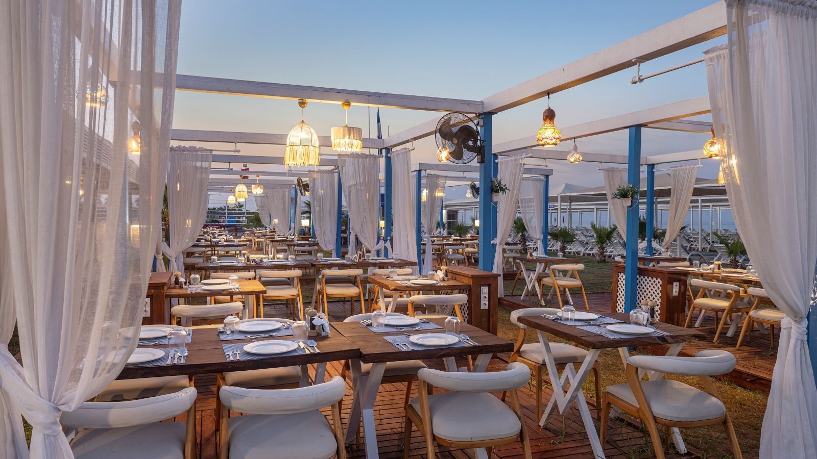 restaurants-ana-restaurant