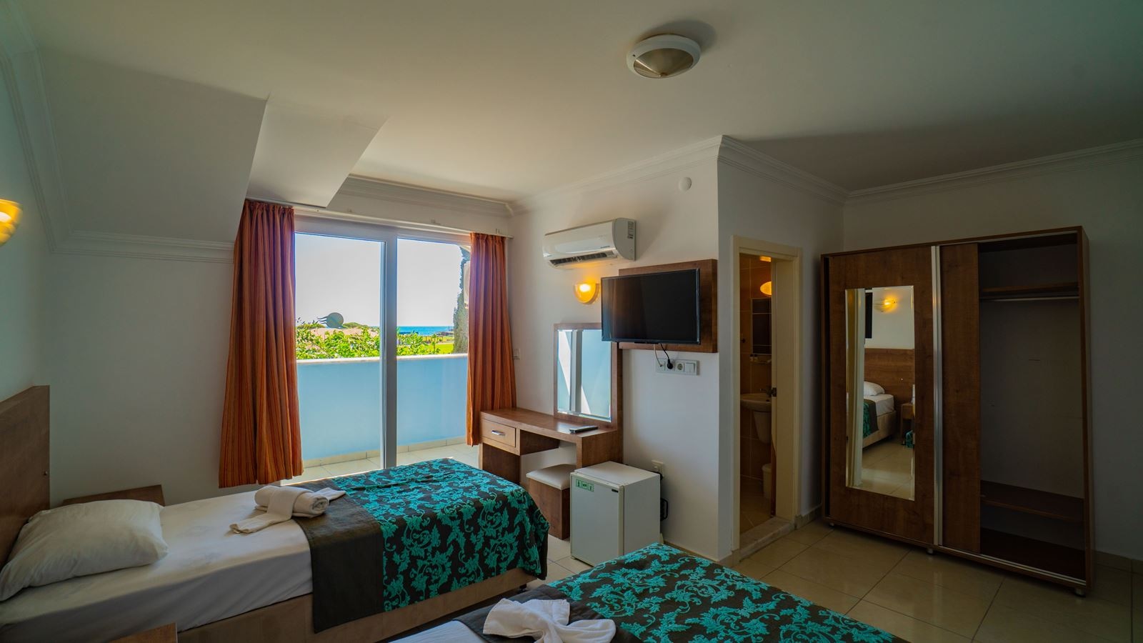 rooms-standard-sea-view-room