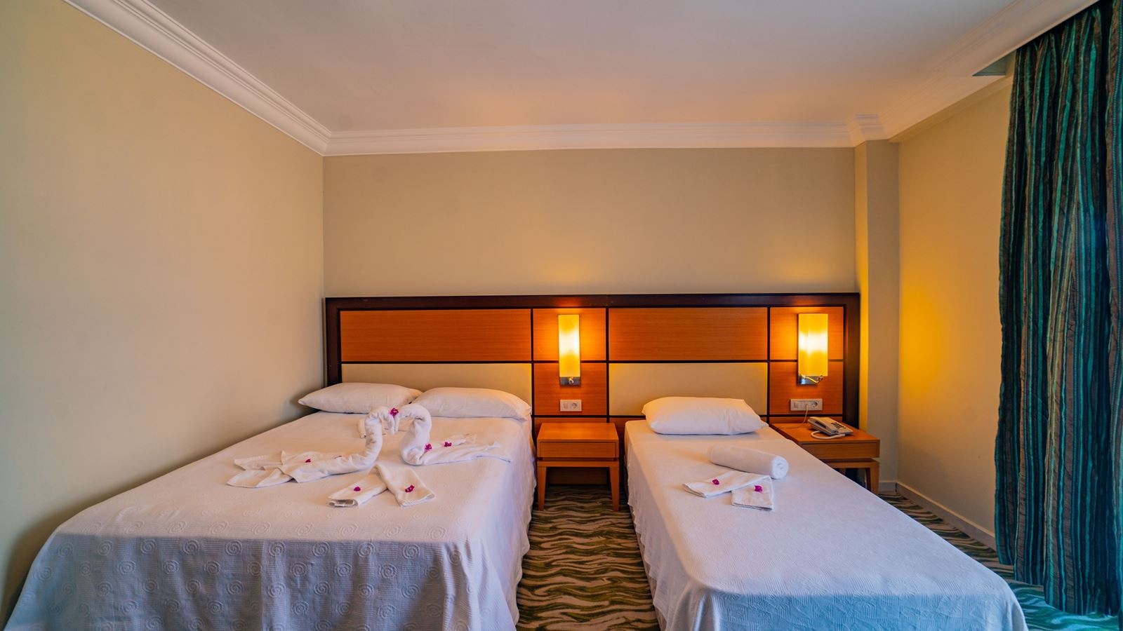 rooms-economy-room-without-balcony