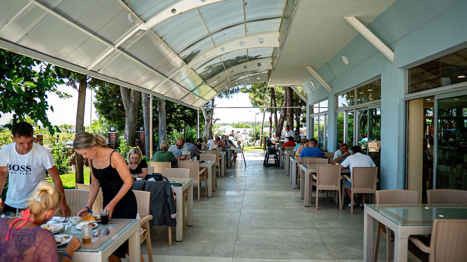 restaurants-main-restaurant